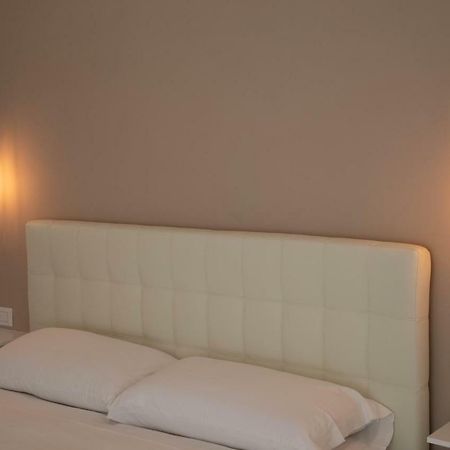 Appartamento 150 Рим Екстериор снимка